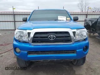2006 Toyota Tacoma with VIN 5TEUU42N46Z183840, listed as a IAAI auction lot 41805575 with 219,764 mi miles. Bid and sale history available at carsss.com. Image 13.