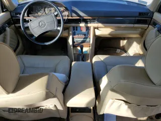 1990 Mercedes-Benz 420 with VIN WDBCA35E3LA500747, listed as a Copart auction lot 74351004 with 132,480 mi miles and Clean Title. Bid and sale history available at carsss.com. Image 8.