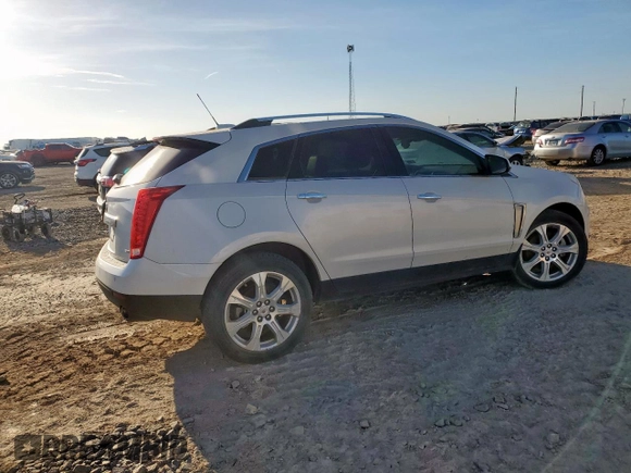 2016 Cadillac SRX Performance Collection with VIN 3GYFNCE37GS573748, listed as a Copart auction lot 66300135 with 136,619 mi miles and Salvage title. Bid and sale history available at DreamBid. Image 3.