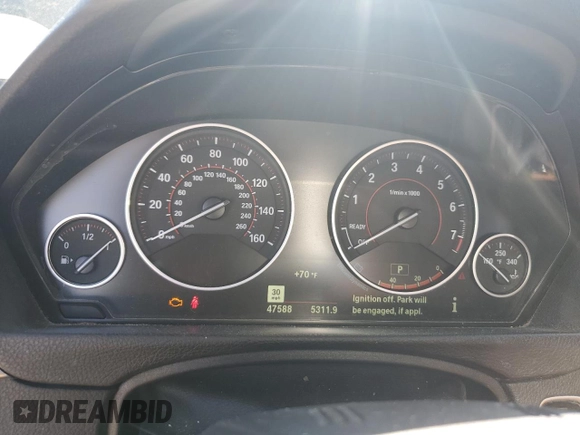 2019 BMW 4 Series 430i xDrive with VIN WBA4Z3C51KEN88803, listed as a Copart auction lot 50422424 with 47,588 mi miles and Salvage title. Bid and sale history available at DreamBid. Image 9.