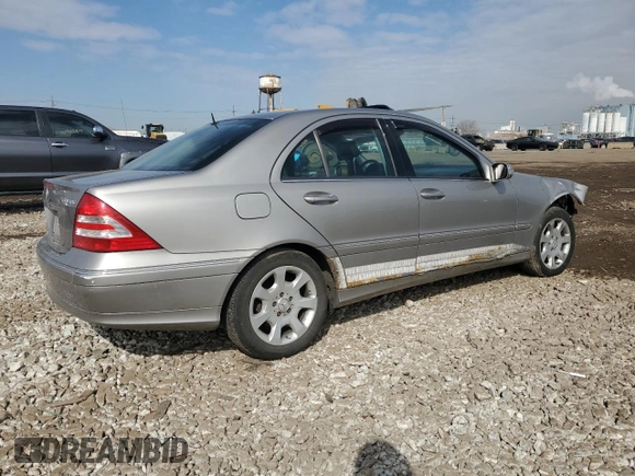 2005 Mercedes-Benz C 320 with VIN WDBRF84J45F570111, listed as a Copart auction lot 50426905 with 146,051 mi miles and Salvage title. Bid and sale history available at DreamBid. Image 3.