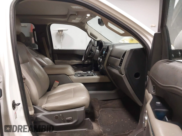 2018 Ford Expedition Max XLT with VIN 1FMJK1HT7JEA46234, listed as a IAAI auction lot 41572351 with 221,166 mi miles and . Bid and sale history available at DreamBid. Image 5.