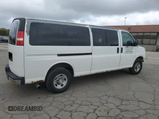 2012 Chevrolet Express Passenger 1LT z VIN 1GAZG1FA7C1125691, wystawiony jako Copart lot #72529024 z przebiegiem 256 684 mil mil oraz Szkoda całkowita • Salvage title. Historia ofert i sprzedaży dostępna na DreamBid. Obrazek 3.