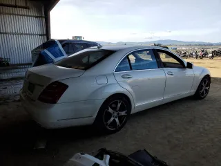 2013 Mercedes-Benz S-Class S 550 with VIN WDDNG7DB3DA503825, listed as a Copart auction lot 49843855 with 127,405 mi miles and Salvage Title. Bid and sale history available at carsss.com. Image 3.