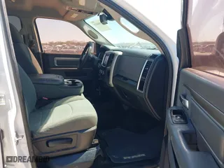2015 Ram 2500 Big Horn with VIN 3C6TR5DT9FG584320, listed as a IAAI auction lot 41844435 with 214,600 mi miles. Bid and sale history available at carsss.com. Image 5.
