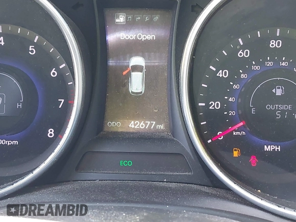 2014 Hyundai Santa Fe z VIN 5XYZUDLB3EG226857, wystawiony jako IAAI lot #41917762 z przebiegiem 42 677 mil mil oraz . Historia ofert i sprzedaży dostępna na DreamBid. Obrazek 15.