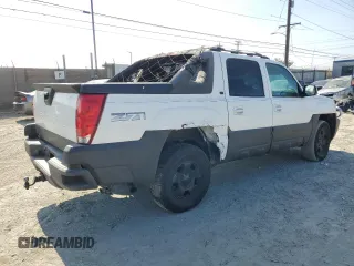 2005 Chevrolet Avalanche Z71 with VIN 3GNEK12Z15G205810, listed as a Copart auction lot 62230515 with Not provided miles and Clean title. Bid and sale history available at DreamBid. Image 3.