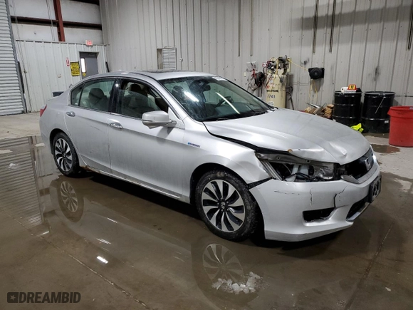 2014 Honda Accord Hybrid EX-L with VIN 1HGCR6F51EA009155, listed as a Copart auction lot 43316375 with 74,506 mi miles and Salvage Title. Bid and sale history available at carsss.com. Image 4.