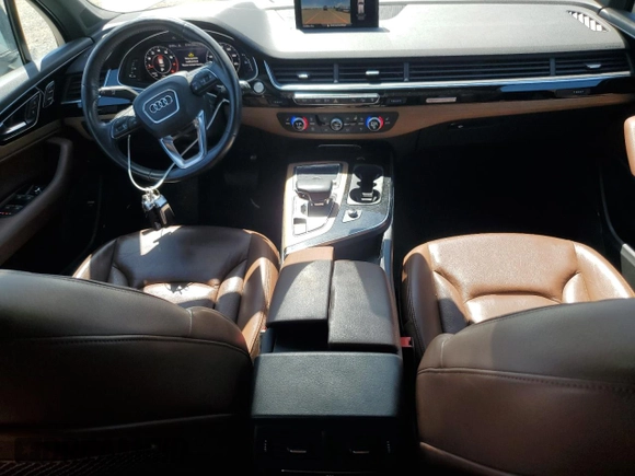 2017 Audi Q7 Premium Plus z VIN WA1LAAF71HD034452, wystawiony jako Copart lot #64116545 z przebiegiem 85 171 mil mil oraz Czysty tytuł • Clean title. Historia ofert i sprzedaży dostępna na DreamBid. Obrazek 8.