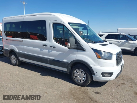 2024 Ford Transit Passenger XL with VIN 1FBAX2C8XRKA52531, listed as a IAAI auction lot 41788665 with 14,070 mi miles and . Bid and sale history available at carsss.com. Image 1.