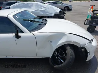 2023 Mazda MX-5 Miata Grand Touring с VIN JM1NDAM71P0560062, выставлен на аукционе IAAI как лот 42065123 с пробегом 11 320 миль миль и . История ставок и продаж доступна на DreamBid. Изображение 6.