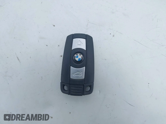 2010 BMW 3 Series 335i with VIN WBAWL7C53AP474127, listed as a IAAI auction lot 41871518 with 111,136 mi miles. Bid and sale history available at carsss.com. Image 11.