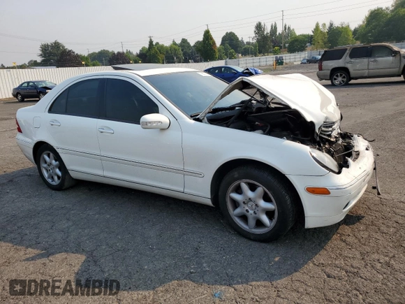 2004 Mercedes-Benz C 320 with VIN WDBRF64J64F449079, listed as a Copart auction lot 70637514 with 130,830 mi miles and Salvage Title. Bid and sale history available at DreamBid. Image 4.