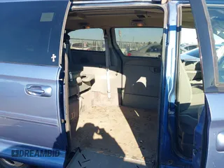 2007 Dodge Grand Caravan SXT with VIN 2D4GP44LX7R313906, listed as a IAAI auction lot 41402653 with 82,315 mi miles and . Bid and sale history available at DreamBid. Image 8.