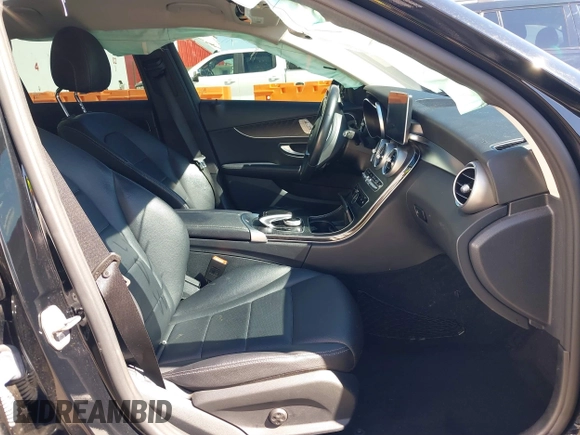 2016 Mercedes-Benz C 300 Luxury with VIN 55SWF4KB2GU173916, listed as a IAAI auction lot 41868935 with 73,484 mi miles and . Bid and sale history available at DreamBid. Image 5.