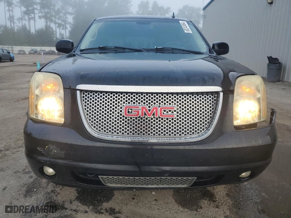 2008 GMC Yukon XL Denali with VIN 1GKFK66868J151763, listed as a Copart auction lot 60243464 with 214,836 mi miles and Salvage Title. Bid and sale history available at carsss.com. Image 5.