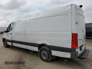 2022 Mercedes-Benz Sprinter Cargo with VIN W1Y40CHY0NT101988, listed as a Copart auction lot 46516295 with 91,042 mi miles and Salvage Title. Bid and sale history available at carsss.com. Image 2.