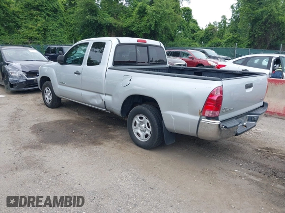 2006 Toyota Tacoma z VIN 5TETX22N26Z178272, wystawiony jako IAAI lot #42359672 z przebiegiem 414 561 mil mil oraz . Historia ofert i sprzedaży dostępna na DreamBid. Obrazek 3.