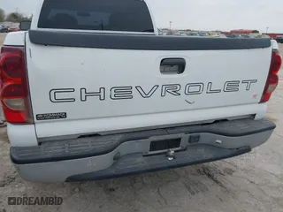 2003 Chevrolet Silverado 1500 Work Truck with VIN 1GCEC19X43Z357488, listed as a IAAI auction lot 41619255 with 163,765 mi miles. Bid and sale history available at carsss.com. Image 6.