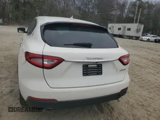 2017 Maserati Levante with VIN ZN661XUA1HX214581, listed as a Copart auction lot 54144635 with 68,096 mi miles and Clean Title. Bid and sale history available at carsss.com. Image 6.