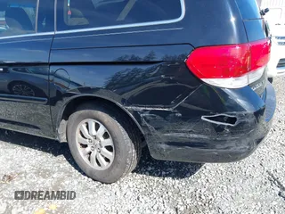 2008 Honda Odyssey EX-L with VIN 5FNRL38698B066181, listed as a IAAI auction lot 41882534 with 120,625 mi miles. Bid and sale history available at carsss.com. Image 6.
