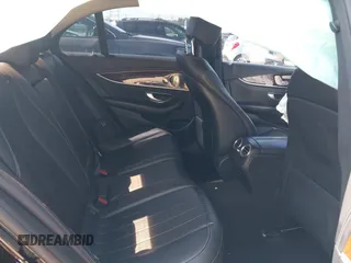 2017 Mercedes-Benz E 300 Luxury с VIN WDDZF4KB5HA181216, выставлен на аукционе IAAI как лот 42576943 с пробегом 105 576 миль миль и . История ставок и продаж доступна на DreamBid. Изображение 8.