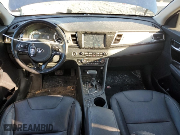 2018 Kia Niro Touring with VIN KNDCE3LC8J5164820, listed as a Copart auction lot 46620555 with 140,511 mi miles and Salvage Title. Bid and sale history available at carsss.com. Image 8.