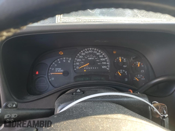 2004 Chevrolet Tahoe LS with VIN 1GNEC13V04J259945, listed as a Copart auction lot 88194905 with 225,491 mi miles and Salvage Title. Bid and sale history available at carsss.com. Image 9.