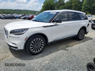 2023 Lincoln Aviator Reserve with VIN 5LM5J7WC0PGL05862, listed as a Copart auction lot 60918995 with 28,617 mi miles and Salvage title. Bid and sale history available at DreamBid. Image 1.