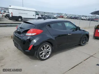 2015 Hyundai Veloster with VIN KMHTC6AD5FU219378, listed as a Copart auction lot 49913505 with 110,385 mi miles and Salvage Title. Bid and sale history available at carsss.com. Image 3.