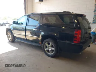 2012 Chevrolet Suburban LTZ with VIN 1GNSKKE79CR152533, listed as a IAAI auction lot 42191961 with 175,618 mi miles. Bid and sale history available at carsss.com. Image 3.