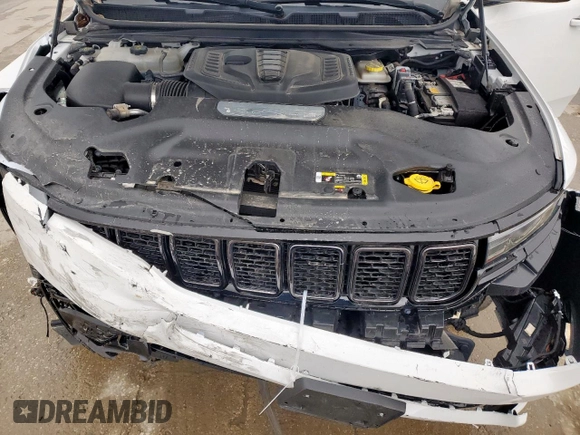 2024 Jeep Wagoneer Series II with VIN 1C4SJVBP8RS133555, listed as a Copart auction lot 51334415 with 8,030 mi miles and Salvage title. Bid and sale history available at DreamBid. Image 12.