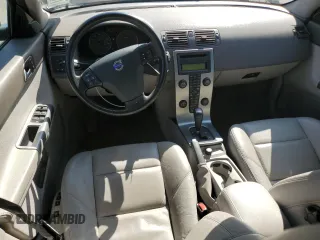 2007 Volvo V50 с VIN YV1MW682372291997, выставлен на аукционе Copart как лот 72003124 с пробегом 107 967 миль миль и Списание • Salvage title. История ставок и продаж доступна на DreamBid. Изображение 8.