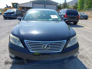 2012 Lexus LS 460 L z VIN JTHDL1EF8C5004721, wystawiony jako IAAI lot #42015933 z przebiegiem 155 540 mil mil oraz . Historia ofert i sprzedaży dostępna na DreamBid. Obrazek 13.