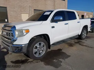 2015 Toyota Tundra 4WD Truck Platinum with VIN 5TFAY5F13FX468654, listed as a IAAI auction lot 41624001 with NaN miles. Bid and sale history available at carsss.com. Image 17.