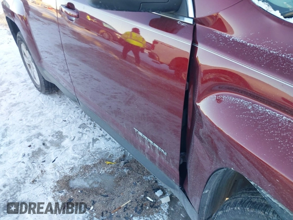 2016 GMC Terrain SLE with VIN 2GKALNEK5G6200638, listed as a IAAI auction lot 41357632 with 124,130 mi miles. Bid and sale history available at carsss.com. Image 19.