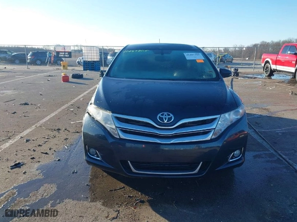 2015 Toyota Venza LE with VIN 4T3BA3BB7FU067947, listed as a IAAI auction lot 41487305 with NaN miles. Bid and sale history available at carsss.com. Image 13.