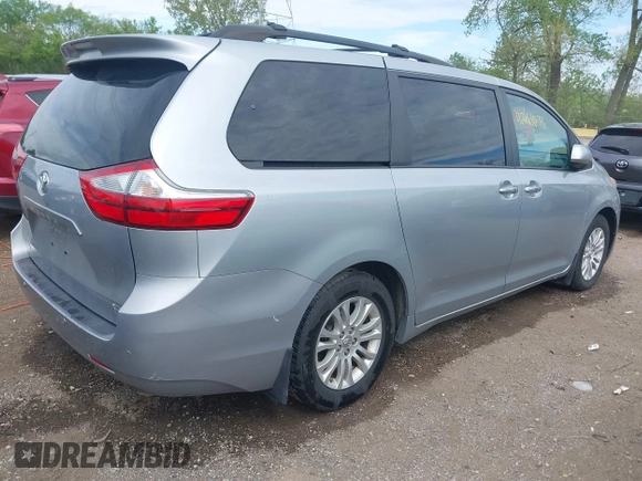 2017 Toyota Sienna XLE Auto Access Seat with VIN 5TDYZ3DC2HS845245, listed as a IAAI auction lot 42161078 with 154,418 mi miles and . Bid and sale history available at DreamBid. Image 4.