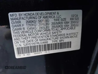 2024 Acura MDX w/A-Spec Package with VIN 5J8YE1H01RL024660, listed as a IAAI auction lot 41586135 with 5,075 mi miles. Bid and sale history available at carsss.com. Image 9.