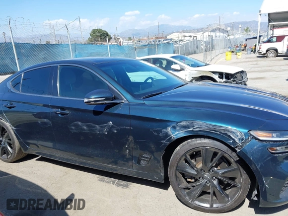 2022 Genesis G70 3.3T z VIN KMTG54TE2NU082023, wystawiony jako IAAI lot #42271871 z przebiegiem 17 833 mil mil oraz . Historia ofert i sprzedaży dostępna na DreamBid. Obrazek 6.