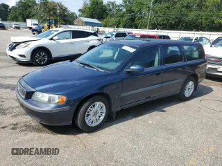 2004 Volvo V70 with VIN YV1SW61T242387755, listed as a Copart auction lot 62177825 with 288,265 mi miles and Salvage title. Bid and sale history available at DreamBid. Image 1.