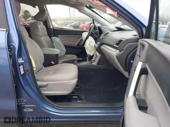 2016 Subaru Forester 2.5i Limited with VIN JF2SJAKC1GH540456, listed as a IAAI auction lot 41948245 with 61,429 mi miles. Bid and sale history available at carsss.com. Image 5.