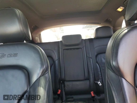 2016 Audi SQ5 Premium Plus z VIN WA1CCAFP7GA151706, wystawiony jako Copart lot #56392425 z przebiegiem 168 180 mil mil oraz Czysty tytuł • Clean title. Historia ofert i sprzedaży dostępna na DreamBid. Obrazek 10.