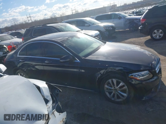 2019 Mercedes-Benz C 300 with VIN 55SWF8EB1KU319315, listed as a IAAI auction lot 41280828 with 81,845 mi miles and . Bid and sale history available at carsss.com. Image 13.