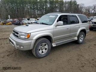 2000 Toyota 4Runner SR5 with VIN JT3HN86R5Y0261231, listed as a Copart auction lot 51372445 with 195,639 mi miles and Clean Title. Bid and sale history available at carsss.com. Image 1.