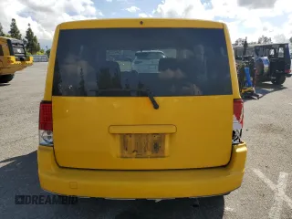 2006 Scion xB z VIN JTLKT324964074783, wystawiony jako Copart lot #55445315 z przebiegiem 442 004 mil mil oraz Szkoda całkowita • Salvage title. Historia ofert i sprzedaży dostępna na DreamBid. Obrazek 6.