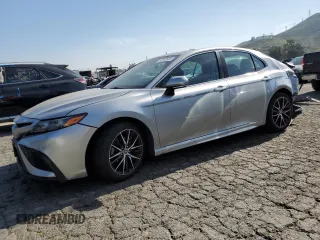 2021 Toyota Camry SE Nightshade with VIN 4T1G11AK8MU425865, listed as a Copart auction lot 50732965 with 88,275 mi miles and Salvage Title. Bid and sale history available at carsss.com. Image 1.