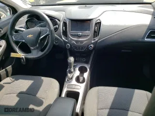 2018 Chevrolet Cruze LT with VIN 1G1BE5SM7J7155492, listed as a Copart auction lot 64747544 with 47,784 mi miles and Salvage Title. Bid and sale history available at carsss.com. Image 8.