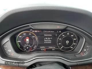 2020 Audi Q5 Premium Plus with VIN WA1E2AFY5L2046865, listed as a Copart auction lot 53377435 with 15,297 mi miles and Salvage title. Bid and sale history available at DreamBid. Image 9.