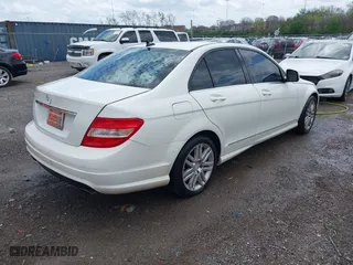 2008 Mercedes-Benz C-Class 3.0L Sport with VIN WDDGF54X98F032459, listed as a IAAI auction lot 41930016 with 183,696 mi miles. Bid and sale history available at carsss.com. Image 4.